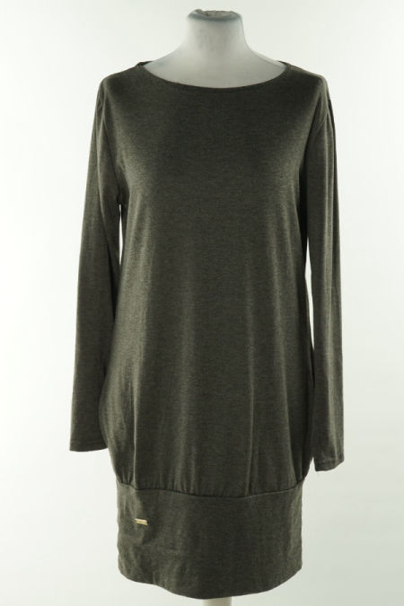 Sukienka materiałowa z długim rękawem 