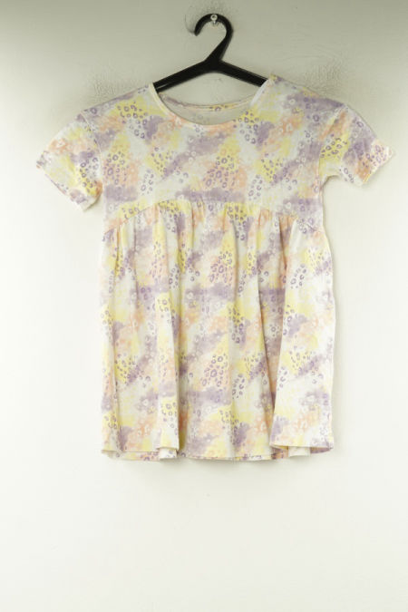 Sukienka kolorowa w cętki