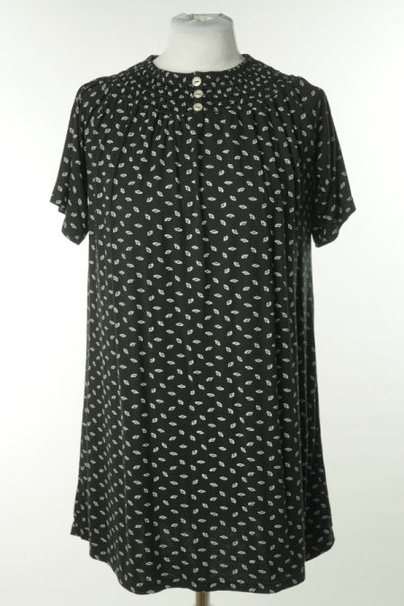 Koszulka czarna w białe wzory