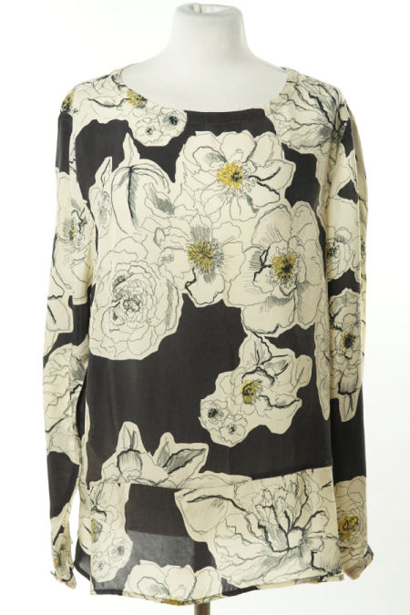 Bluzka czarna w beżowe duże kwiaty