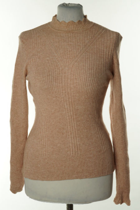 Sweter łososiowy prążkowany