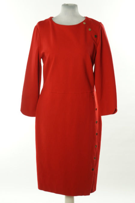 Sukienka czerwona z 3/4 rękawem