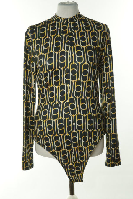 Body czarn w złote wzory