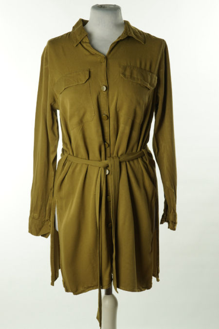 Sukienka oliwkowa zapinana z paskiem