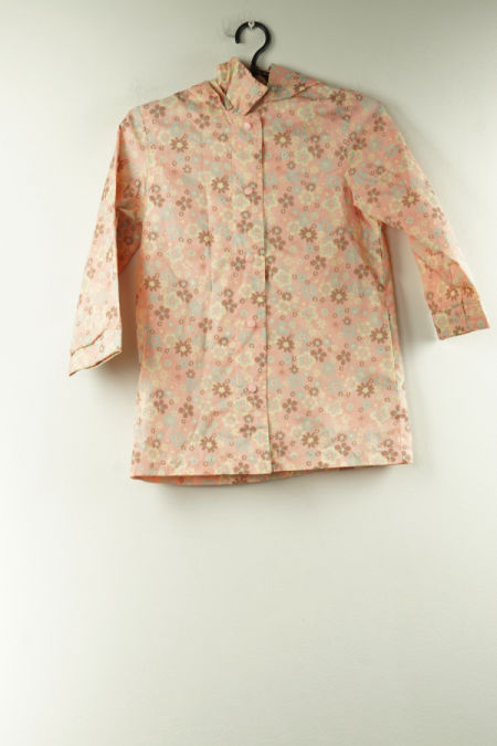 Płaszczyk cienki przeciwdeszczowy różowy w kwiatki