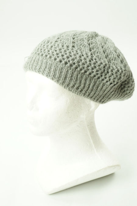 Czapka szara z domieszką moheru (25%)