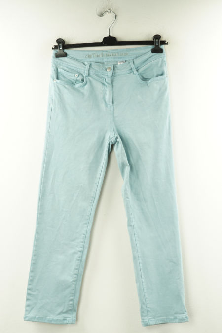 Spodnie jasnoniebieskie jeansowe