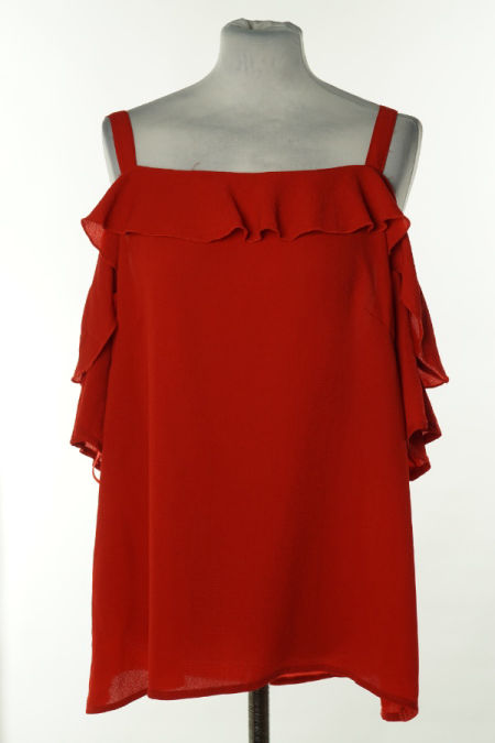 Bluzka czerwona z opadającymi rękawkami