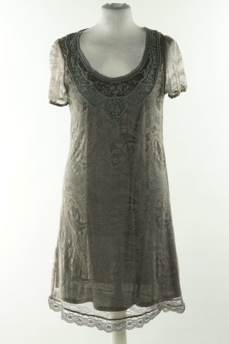 Sukienka koronkowa z krótkim rękawem szara 