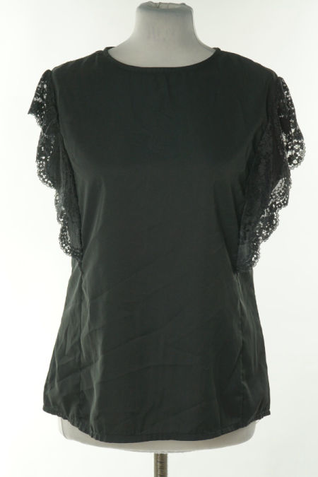 Bluzka czarna z koronkowymi rękawami