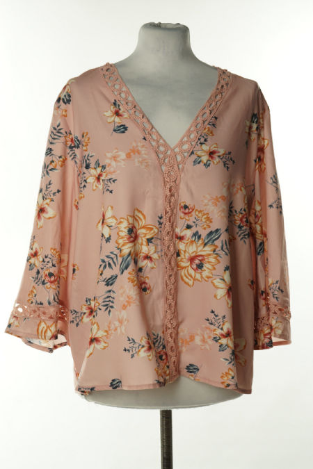 Bluzka różowa w kwiaty