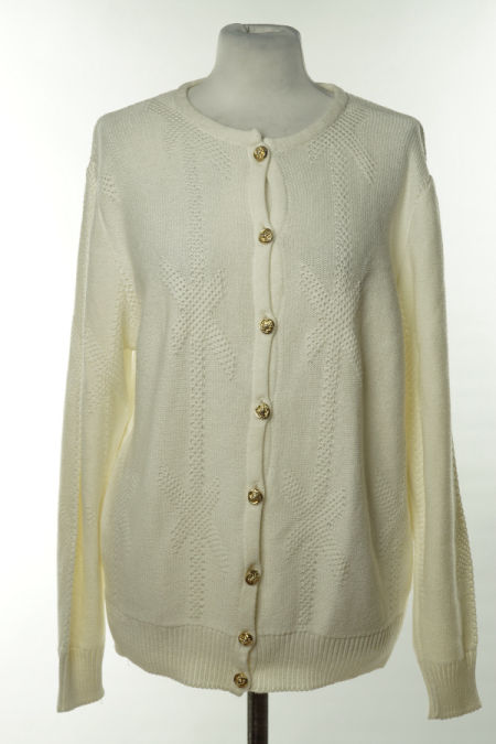 Kardigan biały ze złotymi, ozdobnymi guzikami