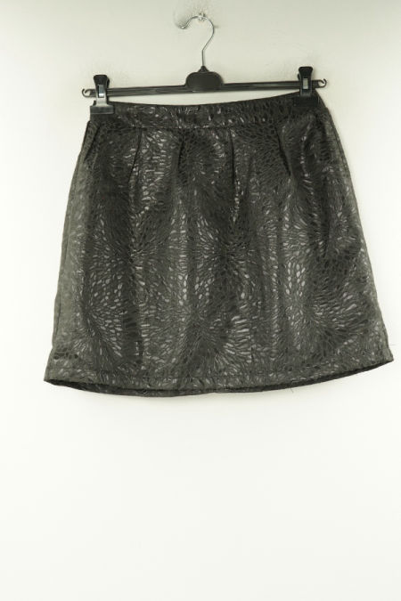 Spódnica czarna w ciapki