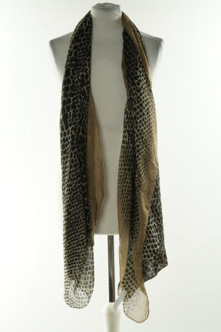 Szalik bezowo-czarny w ciapki