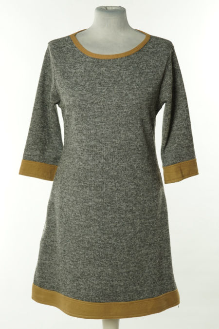 Sukienka szara sweterkowa z beżowymi wstawkami