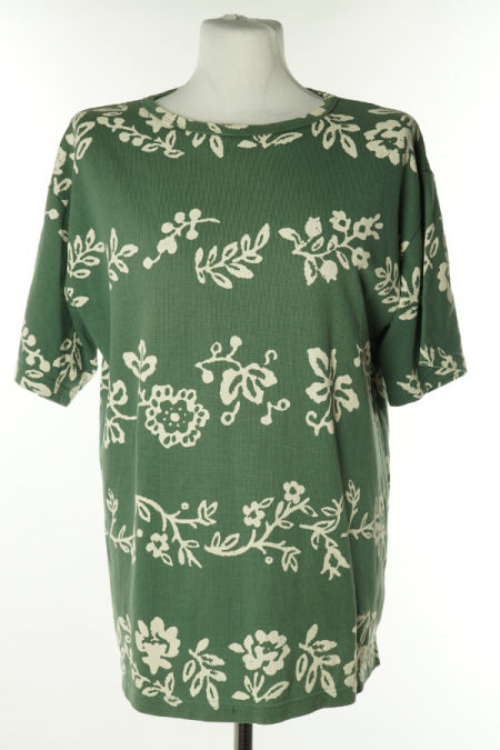 Koszulka zielona w kremowe kwiatki