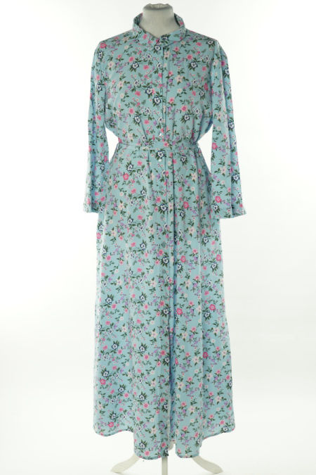 Sukienka niebieska w kwiaty