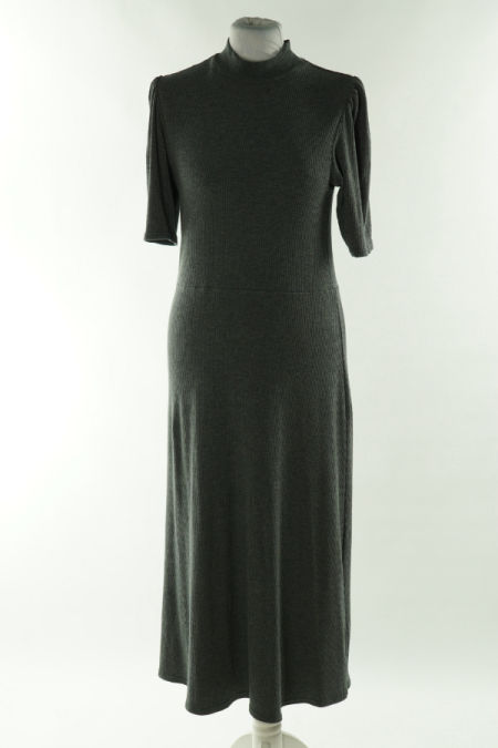 Sukienka szara prążkowana odcinana