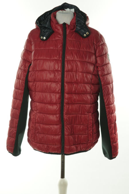Kurtka bordowa pikowana