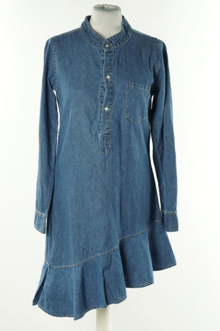 Sukienka niebieska jeansowa