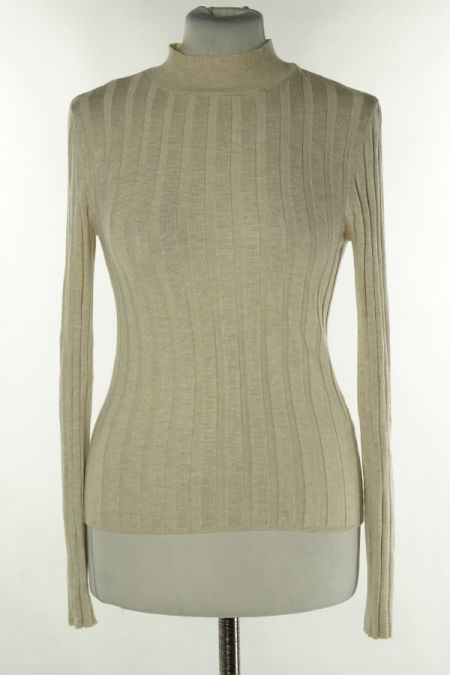 Sweter beżowy ze stójką