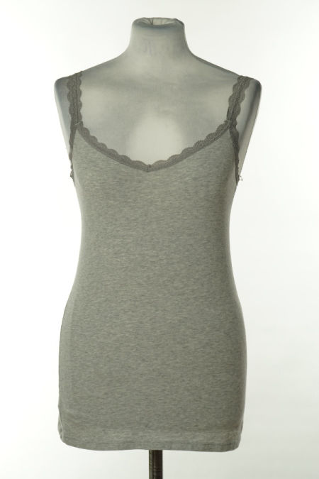 Koszulka szara z koronką