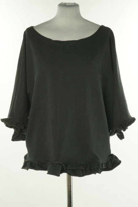 Bluzka czarna z falbanką