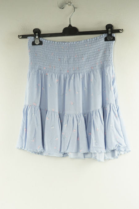 Spódnica niebieska w kwiatki