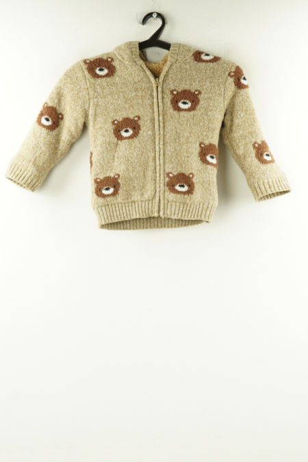 Sweter beżowy w misie zapinany na suwak