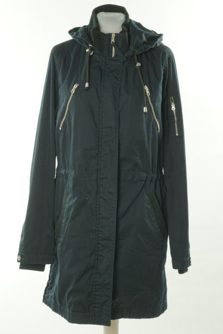 Płaszcz granatowy ze ściągaczem