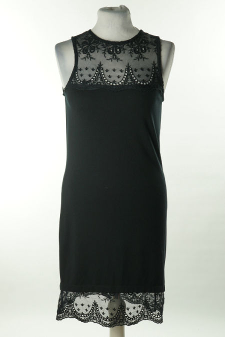 Sukienka czarna z koronkową górą