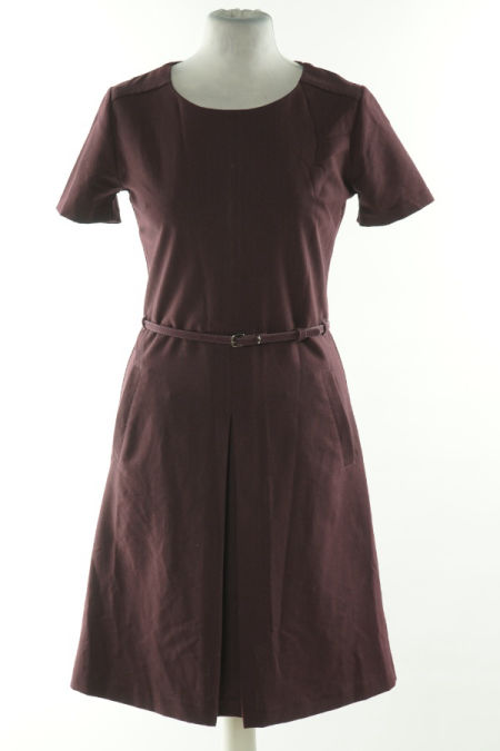 Sukienka śliwkowa z paskiem