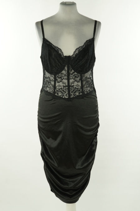 Sukienka czarna z koronkową górą