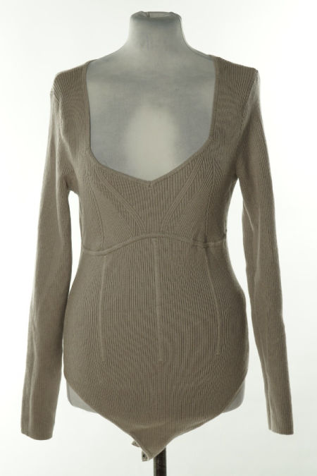 Body beżowe prążkowane