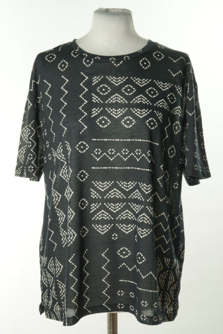 Koszulka czarna w białe wzory