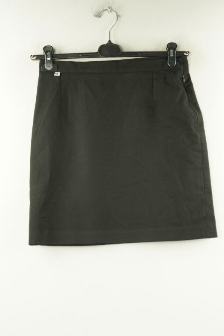 Spódnica krótka czarna