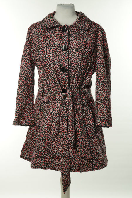 Płaszcz czarny w różowe kwiatki