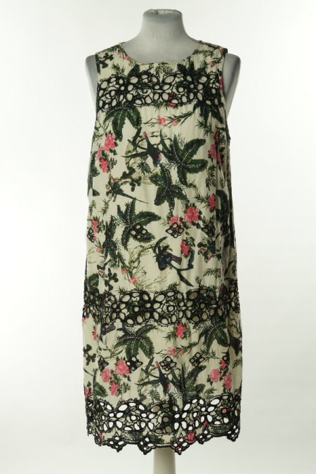 Sukienka kremowa w zielone liście