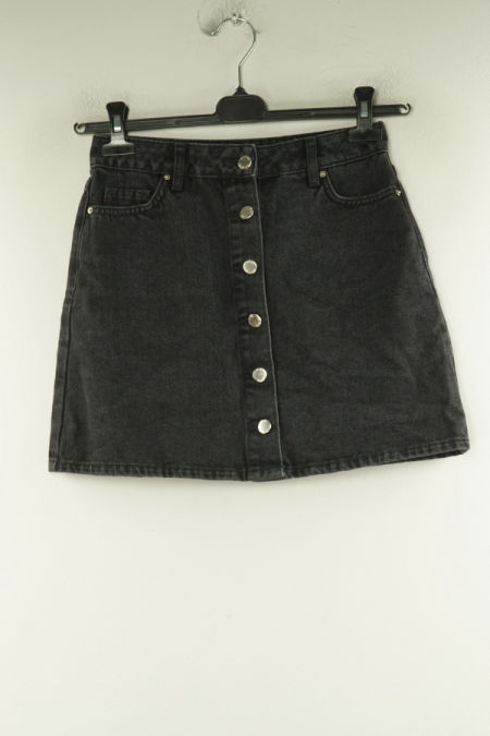 Spódnica ciemnoszara na guziki