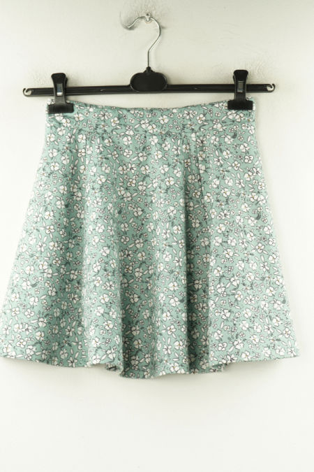 Spódnica zielona w kwiatki