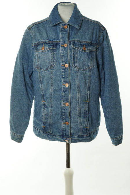 Kurtka niebieska jeansowa z miesiem w środku