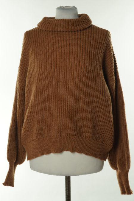 Sweter brązowy golf