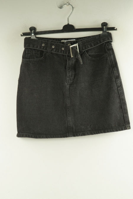 Spódnica ciemnoszara jeansowa z paskiem