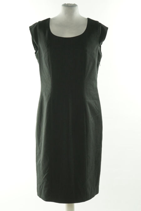 Sukienka czarna(44%wełna)