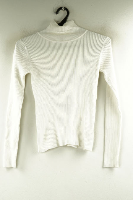 Golf biały prążkowany