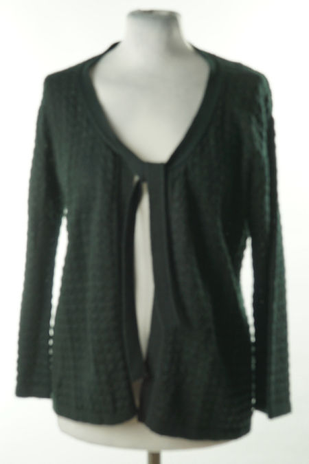 Narzutka czarna ażurowa 