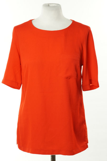 Bluzka czerwona z kieszonką