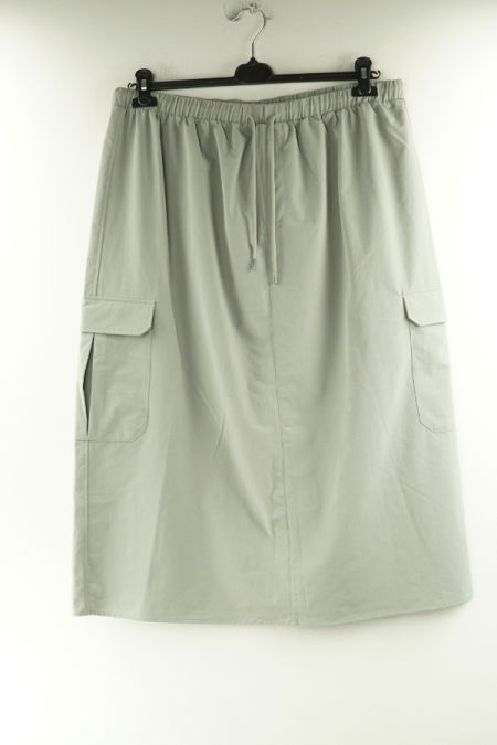 Spódnica szara z kieszeniami