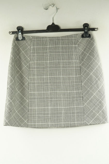 Spódnica biało-czarna w kratkę