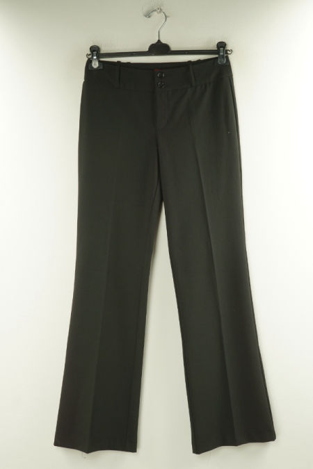 Spodnie czarne z kantem